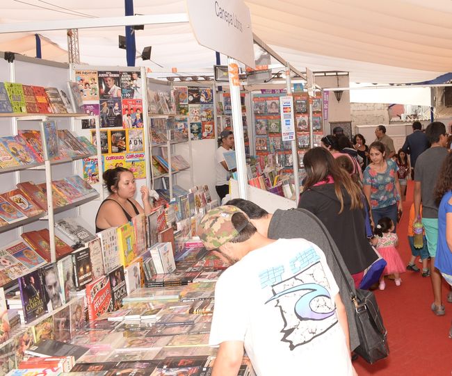 Destacada participación de escritores regionales en Feria del Libro de La Serena