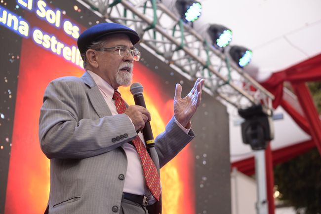 Con charla magistral de José Maza dan inicio a la Feria del Libro de La Serena 2020