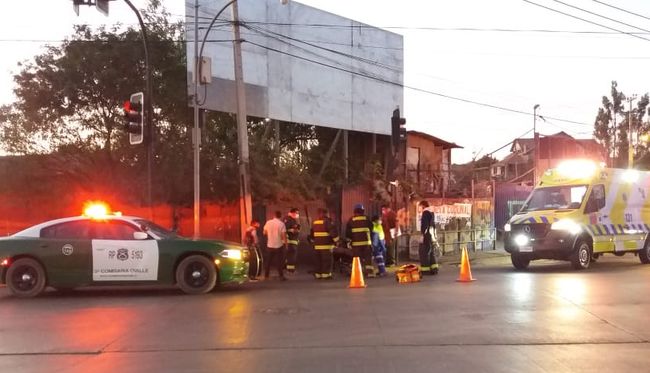 Bomberos que volvían de una emergencia atienden a sujeto acuchillado