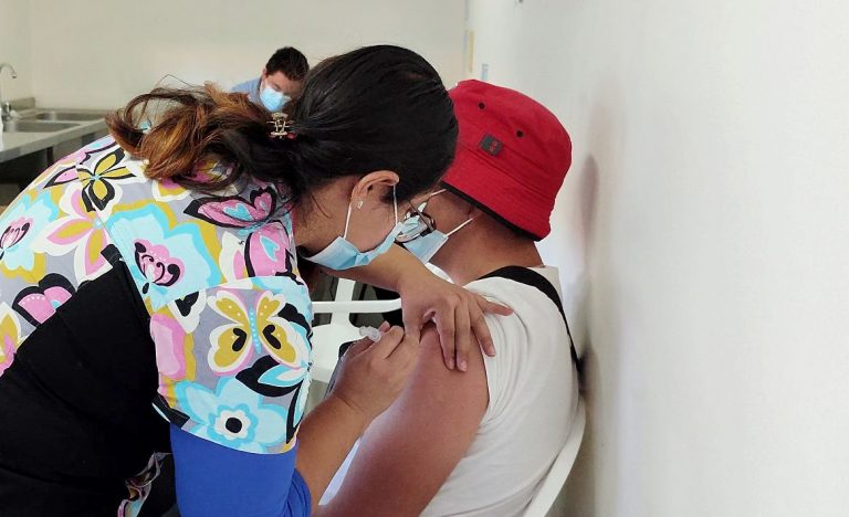 Ovalle, La Serena y Coquimbo continúan como las comunas con más rezagados en vacunación Covid_19
