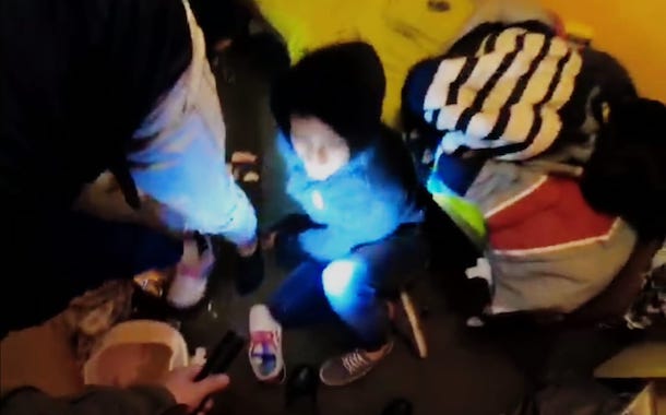 Nueva fiesta clandestina: Se escondieron entre frazadas para no ser descubiertos