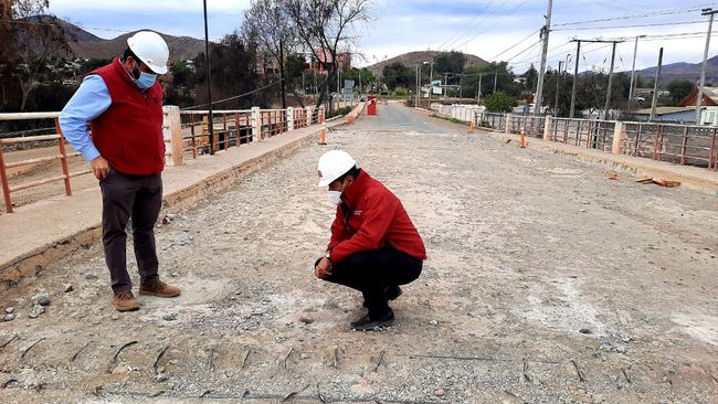 Un 30% de avance presentan obras  de mejoramiento de puente de Monte Patria