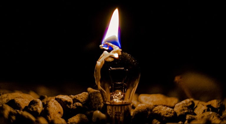 Combarbalá: Alcalde envió oficio a Superintendencia de Electricidad y Combustible pidiendo fiscalizaciones a compañía eléctrica por cortes de energía