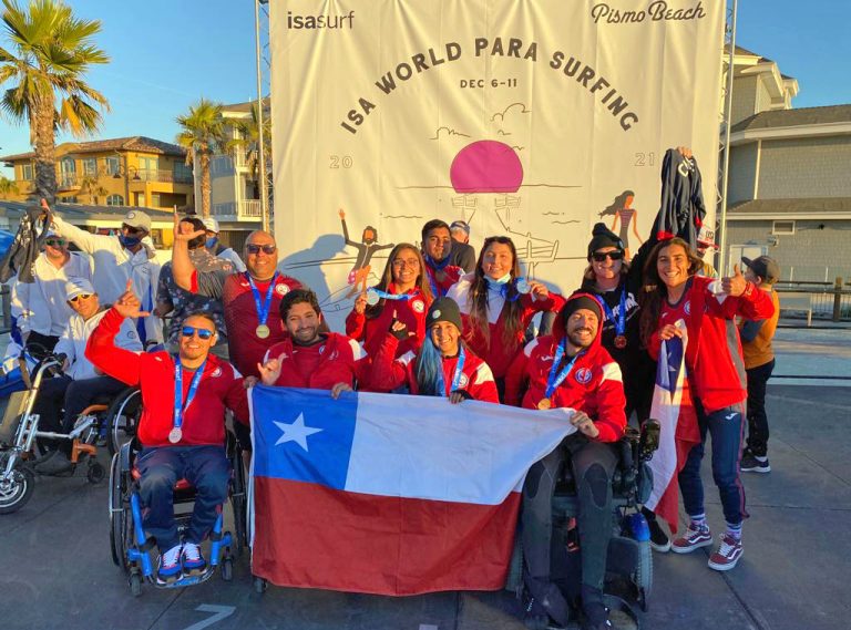 ¡Histórico! 7 medallas para Chile en el Mundial de Parasurf en EE.UU