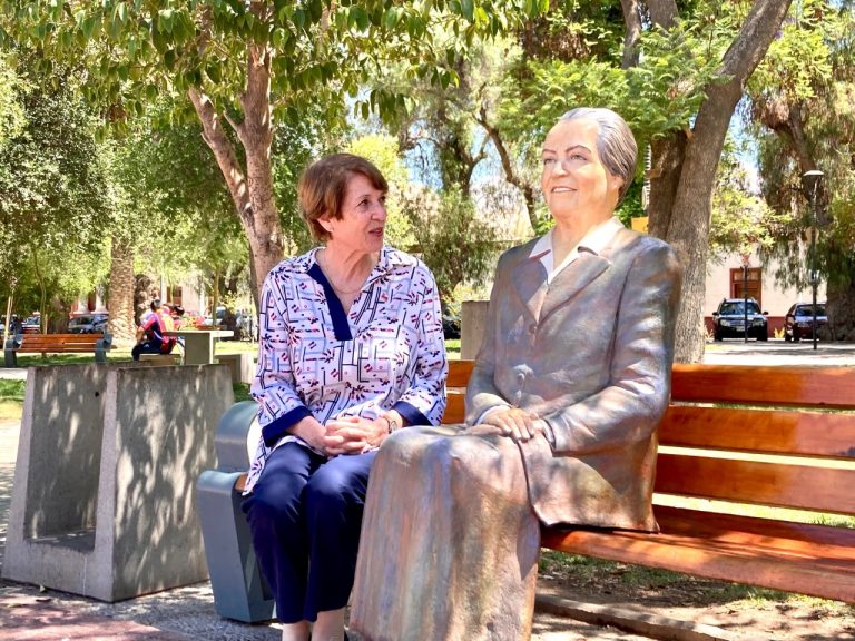 Ministerio de las Culturas entregó colección completa de “Obra Reunida” al museo Gabriela Mistral de Vicuña