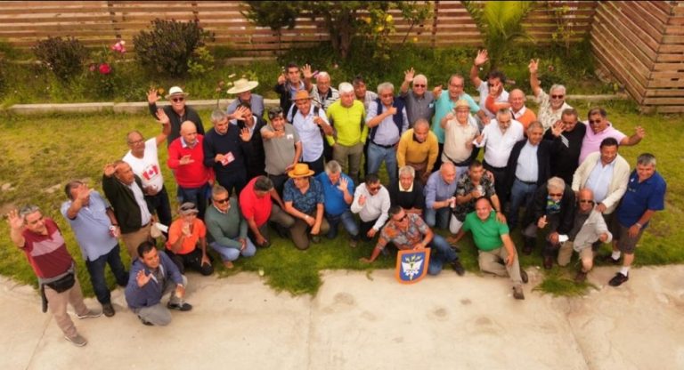 Se juntaron los cabros del Poli