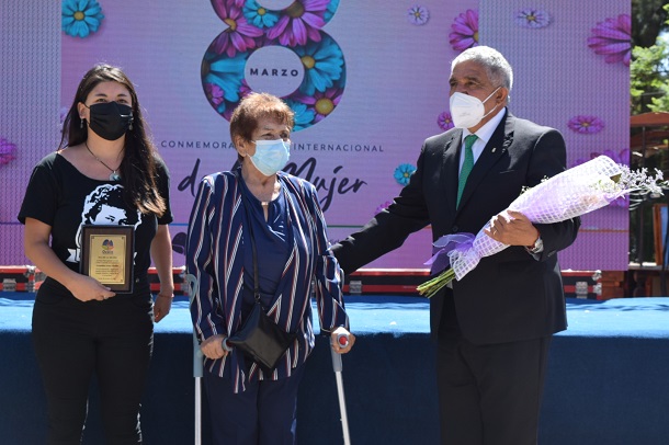 11 mujeres fueron destacadas en Ovalle por el Día Internacional de la Mujer