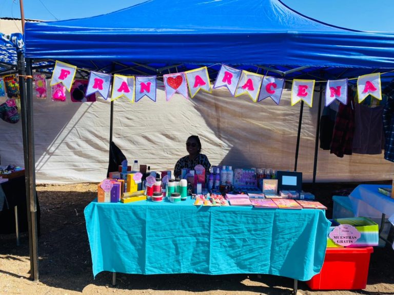 Exitosa Feria de Emprendedores se realiza en El Trapiche