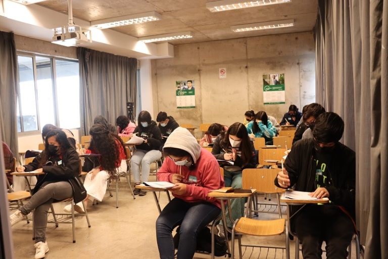 Invitan a limarinos a participar en Ensayo Nacional presencial PAES de Santo Tomás