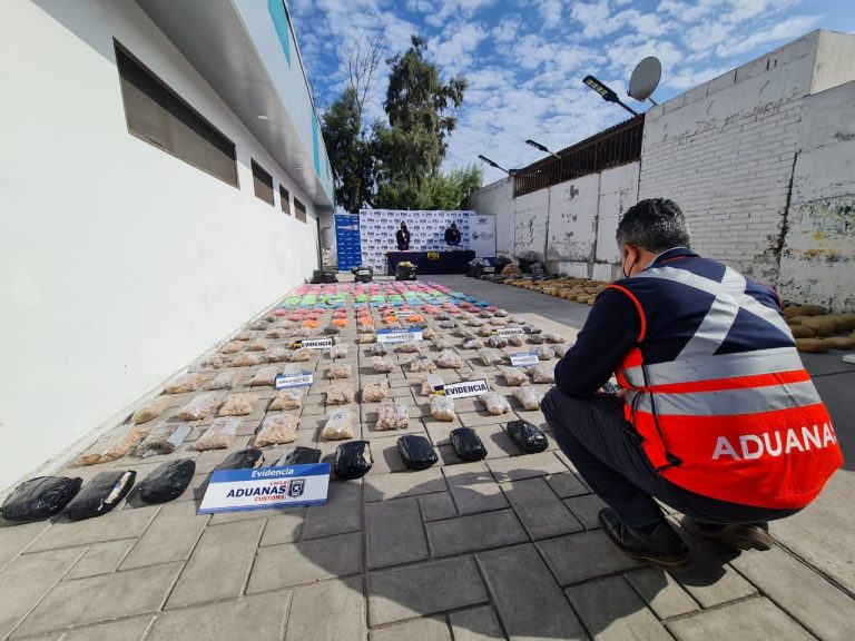 Trabajo de inteligencia de Aduanas y PDI permite histórica incautación de 474.322 pastillas de éxtasis