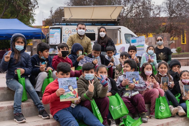 Talleres interactivos sobre el cuidado del agua y del medio ambiente recorren la región concienciando