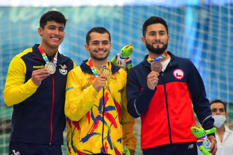 Gimnasta de la región de Coquimbo, Joel Álvarez, logra bronce en los Juegos Bolivarianos de Colombia