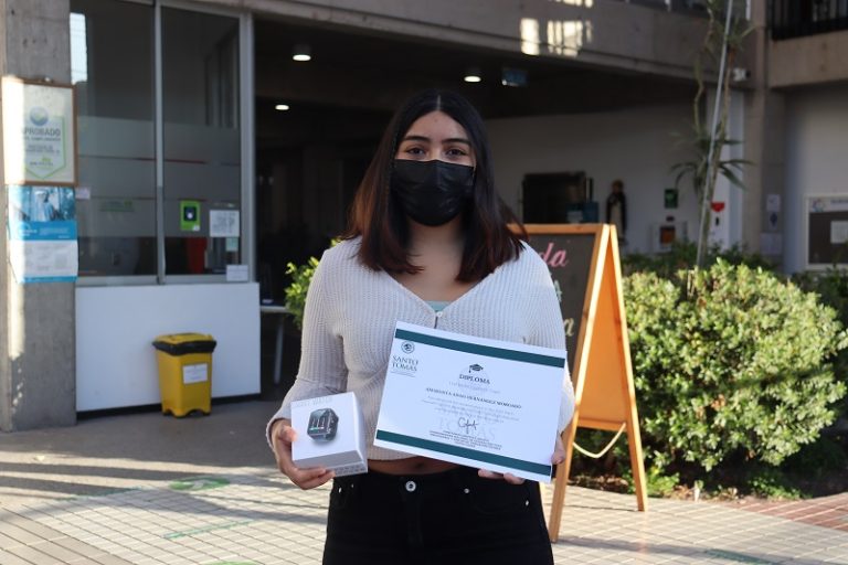 Estudiante ovallina obtiene segundo lugar en taller-concurso de inglés “Pitch Your Self”