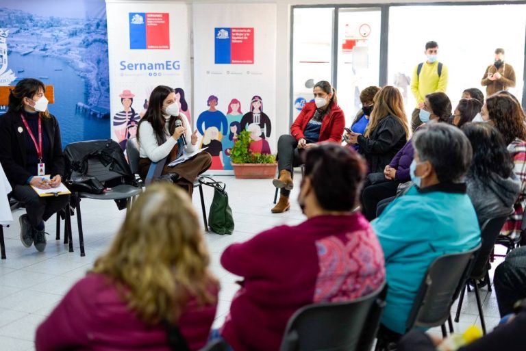 Ministra de la Mujer, Antonia Orellana, visita la Región de  Coquimbo y se reúne con distintas organizaciones de  mujeres