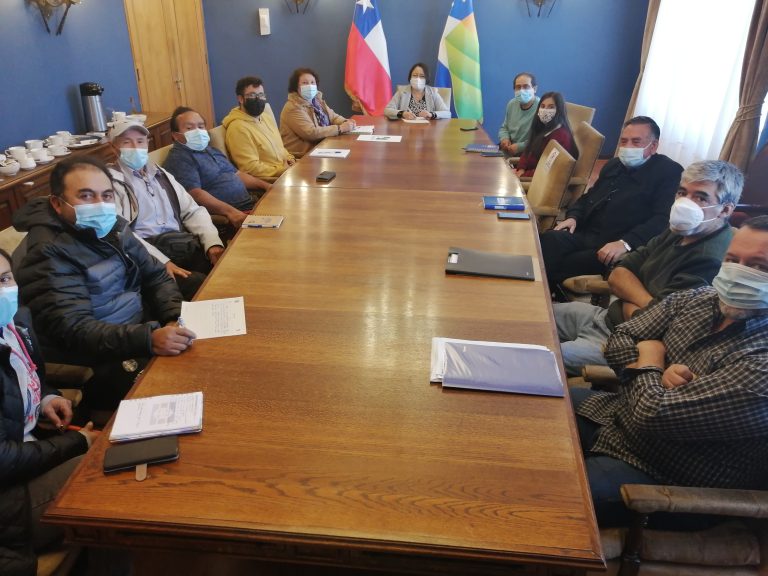 Gobernadora Regional se reúne con organizaciones sociales que han manifestado su rechazo a Dominga