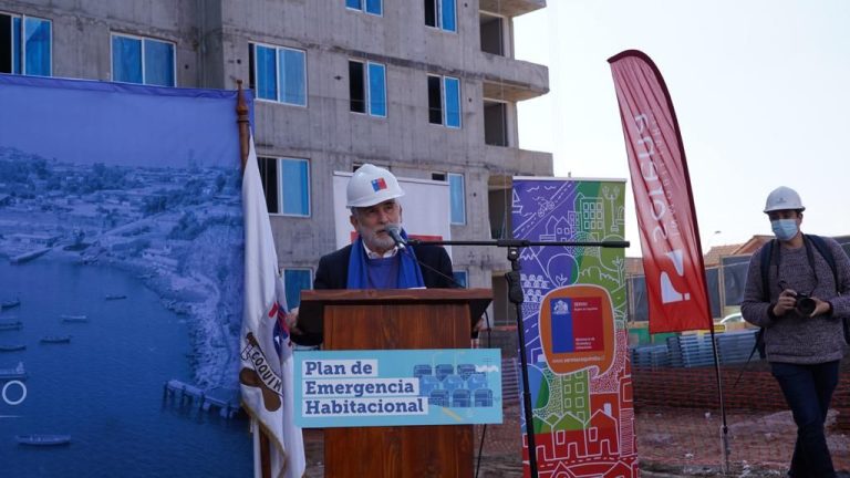 Ministro Montes expone alcances del Plan de Emergencia habitacional en región de Coquimbo