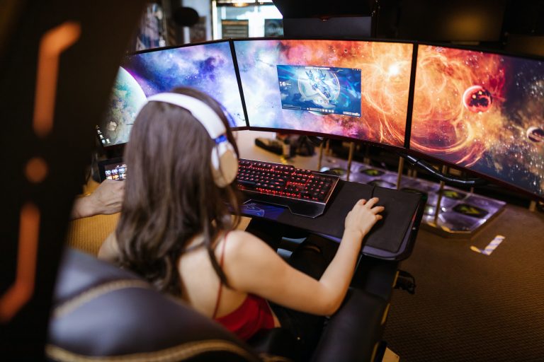 Las mujeres gamers siguen dando que hablar en Chile