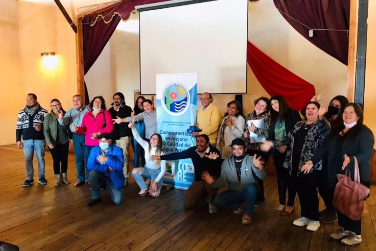 Familias de La Higuera reciben bombas de cloración de  agua para sus sistemas de Agua Potable Rural