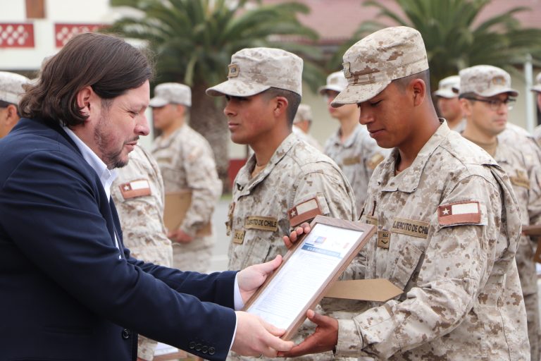 Jóvenes adquieren nuevas habilidades y herramientas mientras realizan su servicio militar