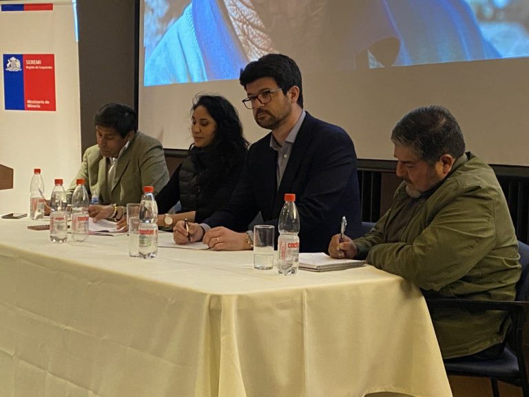 Constituyen mesa de trabajo para la pequeña minería de Coquimbo