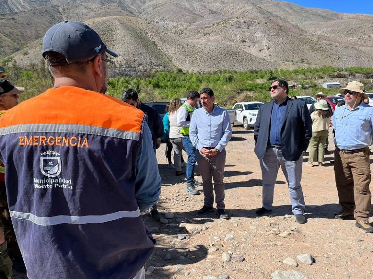 Monte Patria continúa en Alerta Roja por incendio forestal