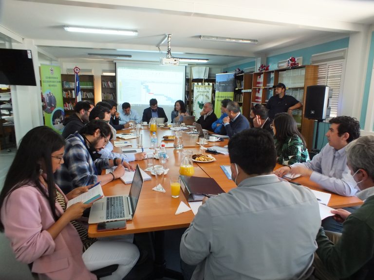 Monte Patria trabaja con autoridades de gobierno para agilizar reposición de Liceo Bicentenario