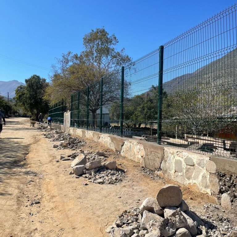 Monte Patria invierte en cierres perimetrales para resguardar establecimientos educacionales