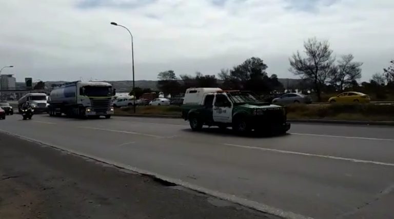 Escoltan camiones de combustible hacia Ovalle y Monte Patria para evitar desabastecimiento