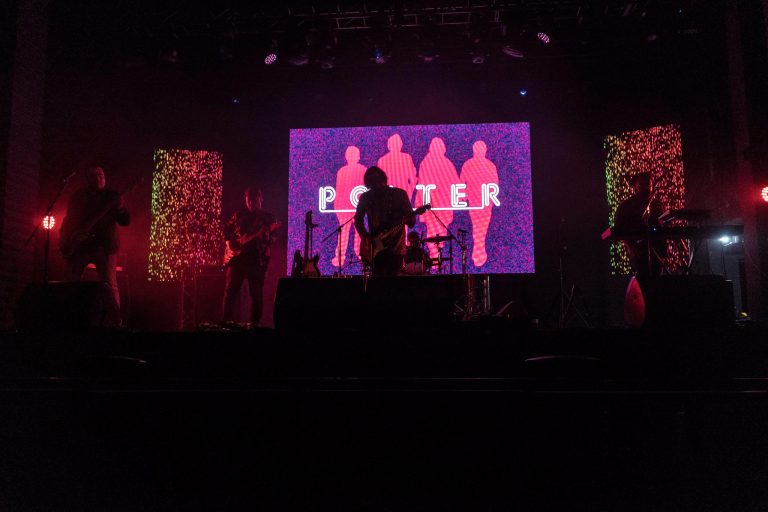 Polter regresa con single doble luego de 12 años
