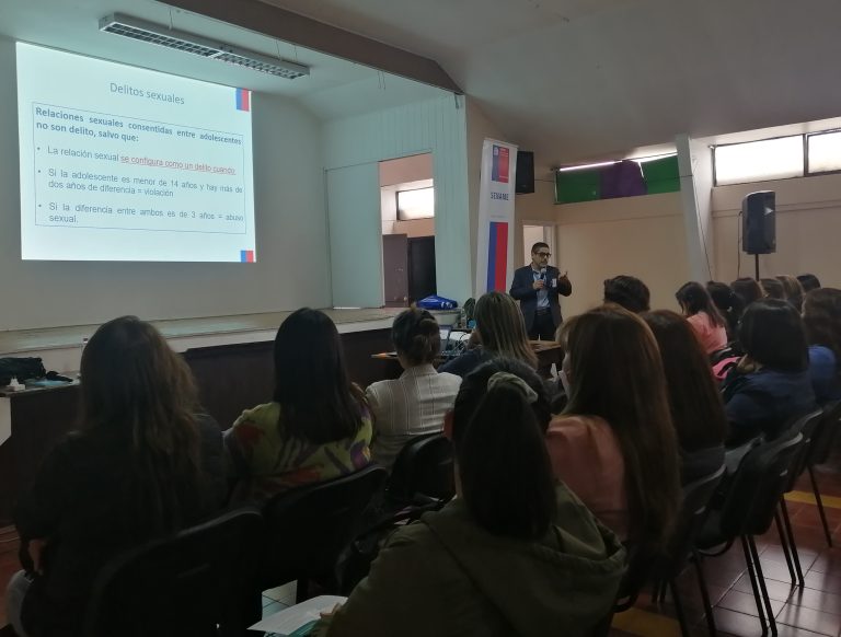 <strong>Con talleres educativos Sename busca prevenir la comisión de delitos en adolescentes y jóvenes</strong>