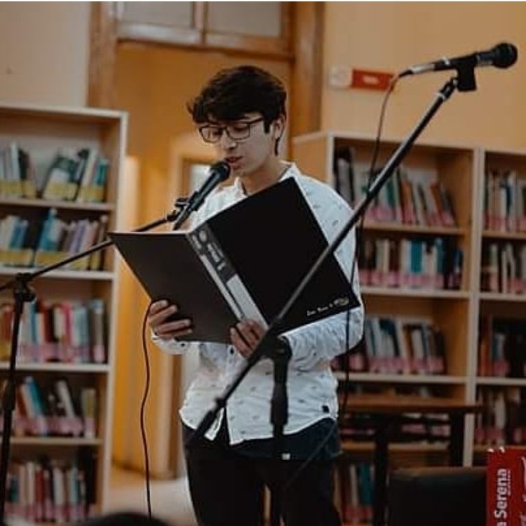 Adjudicaron premio monetario y la publicación de sus libros en concurso literario de narrativa y poesía