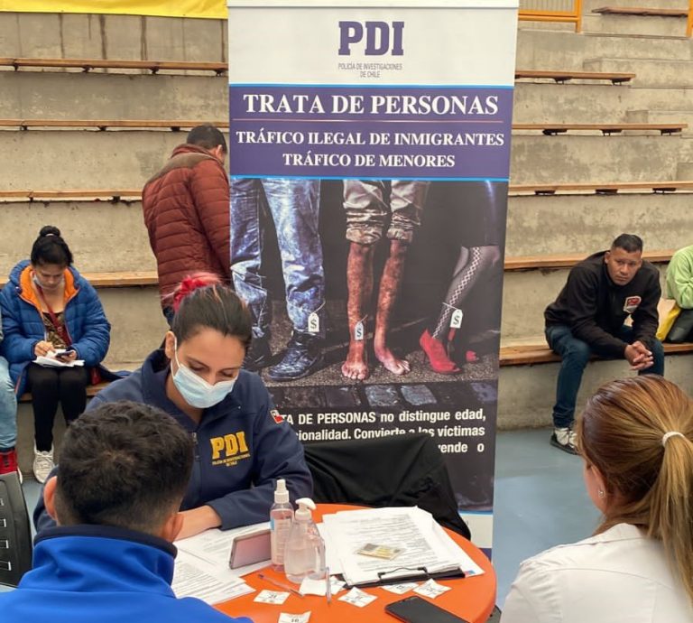 Participan en feria para extranjeros y denuncian a 25 inmigrantes en Coquimbo