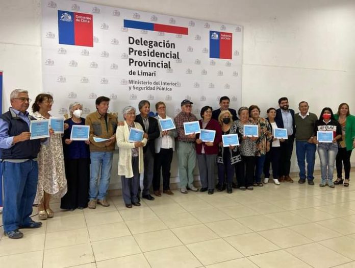 Clubes de adulto mayor de Monte Patria reciben  financiamiento de fondos concursables de SENAMA