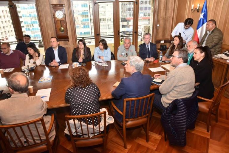 Encabezan nueva sesión del Consejo Asesor para el Plan de Emergencia Habitacional