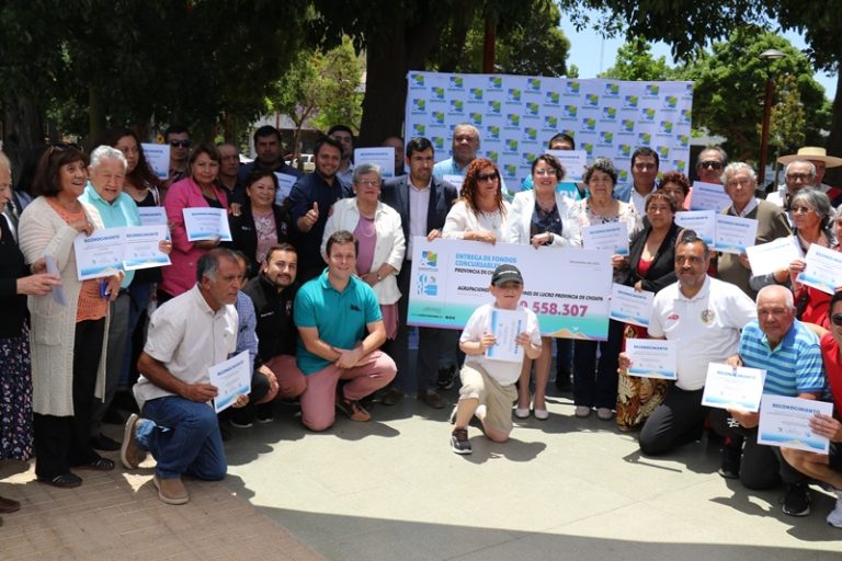 Entregan Fondos Concursables del Gobierno Regional a más de 100 organizaciones sociales del Choapa
