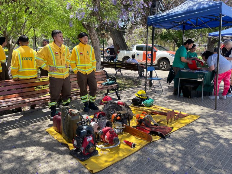 Con éxito se realizó una nueva versión de la Expo Emergencia en Ovalle