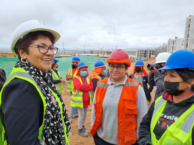 Tasa de Desocupación baja a 8,4% en la región y Seremi del Trabajo emplaza a Gobernadora por programa Proempleo
