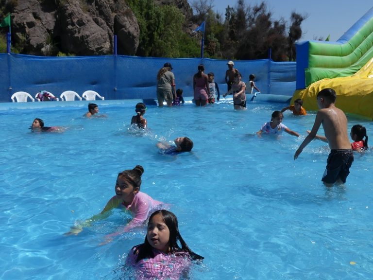 Ya abrió sus puertas el Parque Acuático Los Peñones en Ovalle