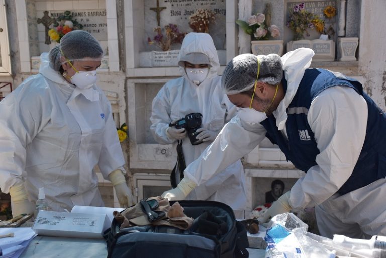 Realizan exhumación de ejecutado en Regimiento de La Serena en 1973