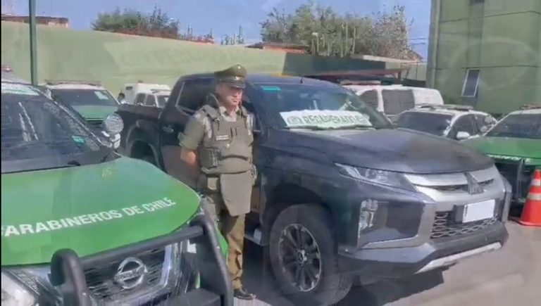 Vehículo con más de 6 millones en diversas monedas fue recuperado por Carabineros