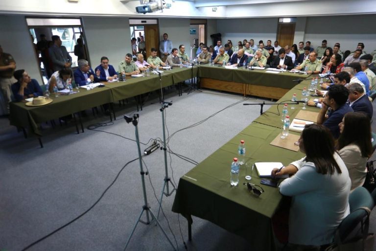 Municipios de la región se comprometen a avanzar en coproducción de seguridad con carabineros