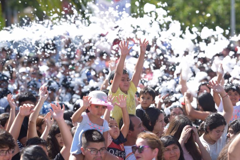 Vuelve un clásico del verano ovallino: Fiesta Espúmate se realizará este sábado en la Alameda de Ovalle
