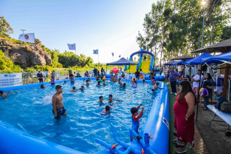 Municipio ofrece gratuitamente un refrescante panorama familiar para niños y niñas