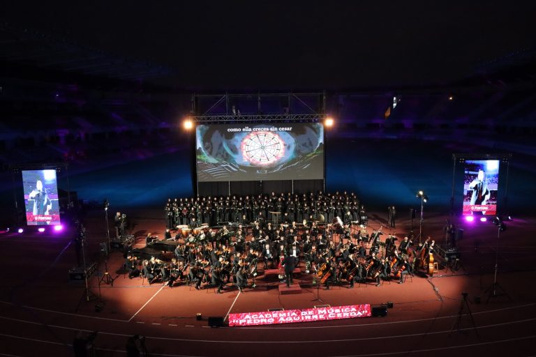 Concierto Carmina Burana pone el broche de oro al 20° aniversario de la Academia de Música Pedro Aguirre Cerda
