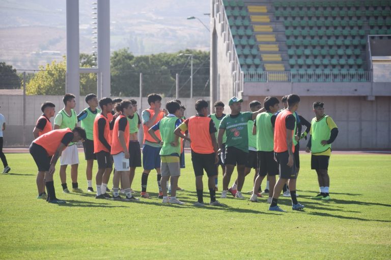 Más de 150 jugadores participaron en las pruebas masivas del CSD Ovalle