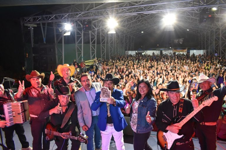 Más de seis mil personas asistieron al cierre de la Feria Costumbrista de Río Hurtado