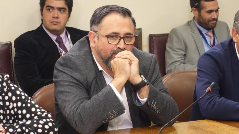 Cuestionan factibilidad de agua en terrenos destinados a soluciones habitacionales en la región