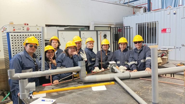 64% de las mujeres no logra ahorrar más de un 10% de su ingreso mensual