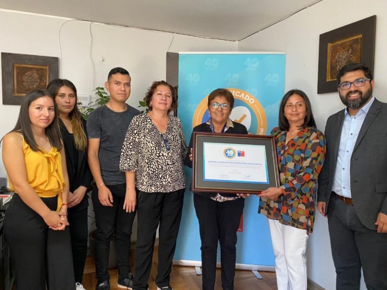 Empresa de Ovalle es distinguida con el “Sello 40 Horas”