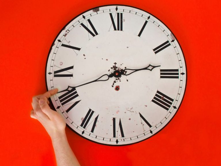 Instituto de Seguridad Laboral recomienda prevenir efectos del cambio de horario